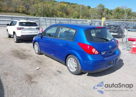 2011 Nissan Versa 1.8S z USA, uszkodzony, nr VIN 3N1BC1CP6BL446421